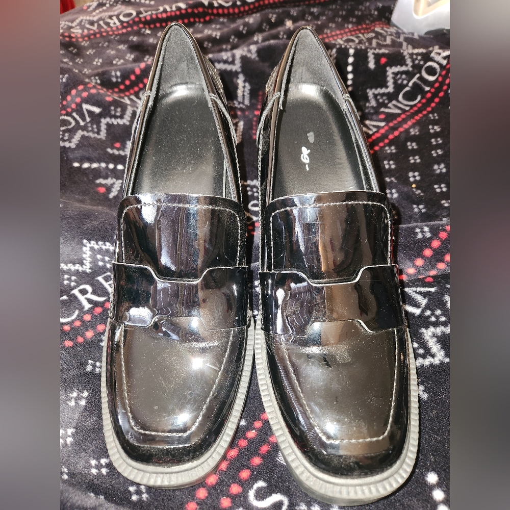 College Aqua Patent Leather Shoes